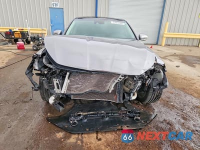 Piąte zdjęcie samochodu w środku: 2021 GENESIS G70 2.0T VIN:KMTG34LAXMU072180 - miniatura
