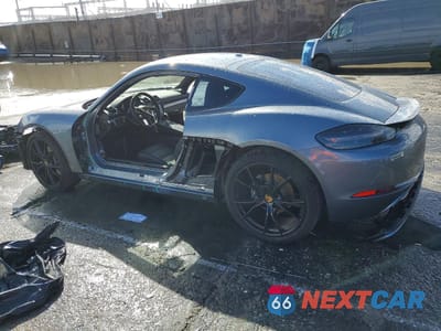 Drugie zdjęcie samochodu z przodu: 2025 PORSCHE CAYMAN BASE VIN:WP0AA2A83SK255220 - miniatura