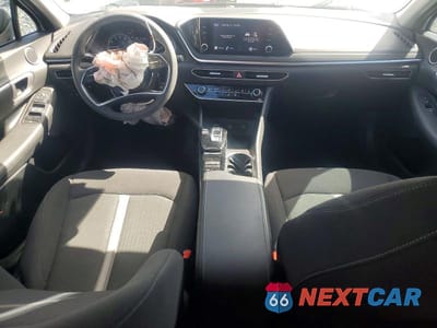 Zdjęcie 8 z 12 samochodu: 2023 HYUNDAI SONATA SE VIN:KMHL24JA6PA324219 - miniatura