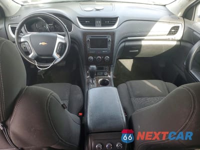 Zdjęcie 8 z 13 samochodu: 2017 CHEVROLET TRAVERSE LT VIN:1GNKVGKD0HJ212834 - miniatura