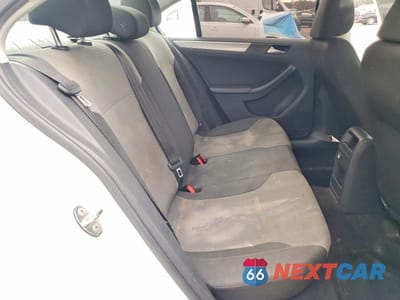 Zdjęcie 10 z 11 samochodu: 2017 VOLKSWAGEN JETTA S VIN:3VW2B7AJ9HM322189 - miniatura