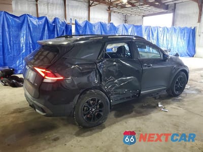 Trzecie zdjęcie samochodu z tyłu: 2023 KIA SPORTAGE X-PRO VIN:5XYK7CAF7PG031517 - miniatura