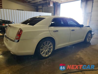 Trzecie zdjęcie samochodu z tyłu: 2013 CHRYSLER 300C VIN:2C3CCAETXDH557937 - miniatura
