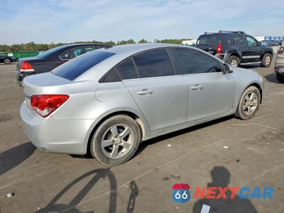 Trzecie zdjęcie samochodu z tyłu: 2012 CHEVROLET CRUZE LT VIN:1G1PE5SC9C7358531 - miniatura