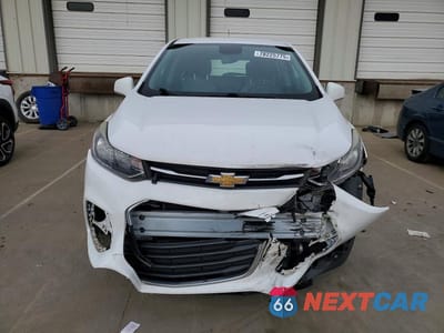Piąte zdjęcie samochodu w środku: 2017 CHEVROLET TRAX LS VIN:3GNCJKSB3HL207654 - miniatura