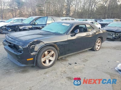 2012 DODGE CHALLENGER SXT 2C3CDYAGXCH275519 - główne zdjęcie licytacji z USA - miniatura