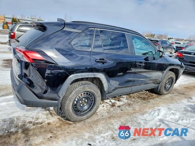 Trzecie zdjęcie samochodu z tyłu: 2024 TOYOTA RAV4 XLE VIN:2T3R1RFV1RC462590 - miniatura