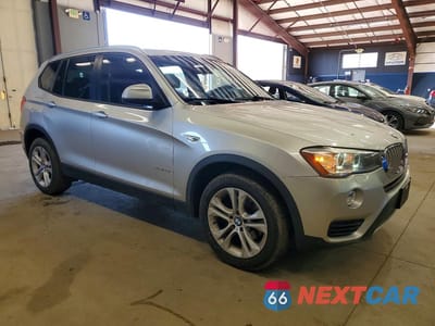 Czwarte zdjęcie samochodu z boku: 2016 BMW X3 XDRIVE35I VIN:5UXWX7C58G0K36801 - miniatura