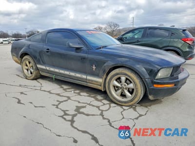 Czwarte zdjęcie samochodu z boku: 2009 FORD MUSTANG VIN:1ZVHT80N795146588 - miniatura