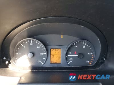 Zdjęcie 9 z 13 samochodu: 2018 MERCEDES-BENZ SPRINTER 2500 VIN:WD3PE7CD4JP631084 - miniatura