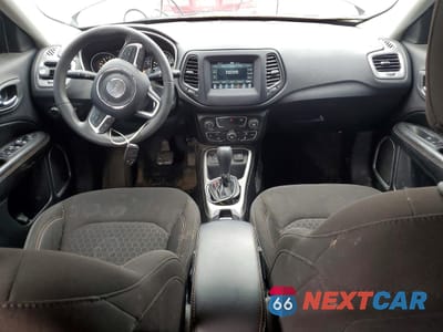 Zdjęcie 8 z 14 samochodu: 2021 JEEP COMPASS SPORT VIN:3C4NJCAB4MT526788 - miniatura