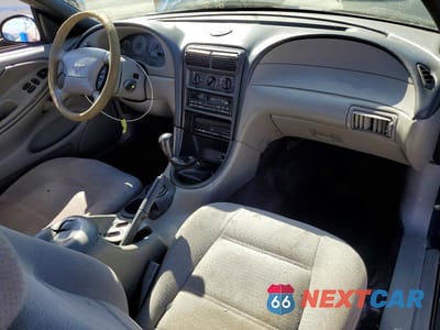 Zdjęcie 8 z 12 samochodu: 1999 FORD MUSTANG VIN:1FAFP4043XF108805 - miniatura