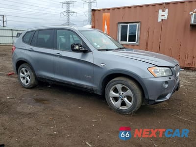 Czwarte zdjęcie samochodu z boku: 2011 BMW X3 XDRIVE28I VIN:5UXWX5C59BL708662 - miniatura