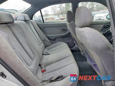 Zdjęcie 10 z 11 samochodu: 2004 HYUNDAI ELANTRA GLS VIN:KMHDN46D24U741118 - miniatura