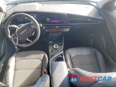 Zdjęcie 8 z 13 samochodu: 2023 KIA NIRO EV WIND VIN:KNDCR3L18P5029879 - miniatura