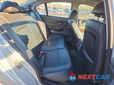 Zdjęcie 10 z 11 samochodu: 2011 BMW 328 XI VIN:WBAPK7G57BNN85262 - miniatura