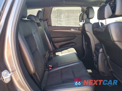Zdjęcie 10 z 12 samochodu: 2020 JEEP GRAND CHEROKEE LAREDO VIN:1C4RJEAG5LC202719 - miniatura