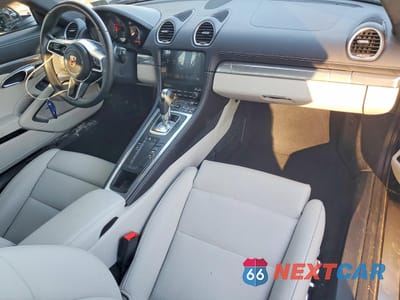 Zdjęcie 8 z 12 samochodu: 2024 PORSCHE CAYMAN BASE VIN:WP0AA2A87RK255926 - miniatura