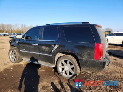Drugie zdjęcie samochodu z przodu: 2008 CADILLAC ESCALADE LUXURY VIN:1GYFK63898R269821 - miniatura