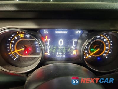 Zdjęcie 9 z 12 samochodu: 2020 JEEP WRANGLER UNLIMITED SPORT VIN:1C4HJXDN7LW347552 - miniatura