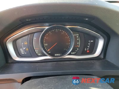 Zdjęcie 9 z 11 samochodu: 2017 VOLVO V60 T5 PREMIER VIN:YV140MEK7H1373054 - miniatura
