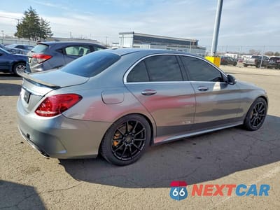 Trzecie zdjęcie samochodu z tyłu: 2015 MERCEDES-BENZ C 400 4MATIC VIN:55SWF6GB5FU031577 - miniatura