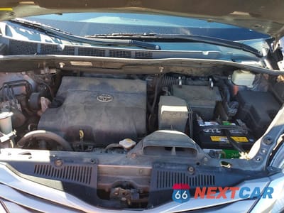 Zdjęcie 11 z 12 samochodu: 2015 TOYOTA SIENNA XLE VIN:5TDYK3DC6FS566169 - miniatura
