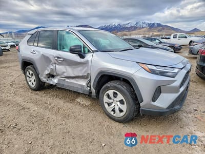 Czwarte zdjęcie samochodu z boku: 2023 TOYOTA RAV4 LE VIN:2T3F1RFV2PW372878 - miniatura