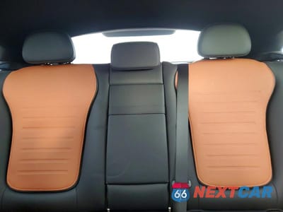 Zdjęcie 10 z 13 samochodu: 2026 MERCEDES-BENZ GLC COUPE 300 4MATIC VIN:W1NKJ4HB1TF518471 - miniatura