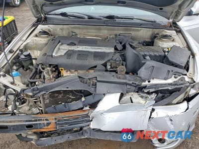 Zdjęcie 11 z 11 samochodu: 2004 HYUNDAI ELANTRA GLS VIN:KMHDN46D24U741118 - miniatura