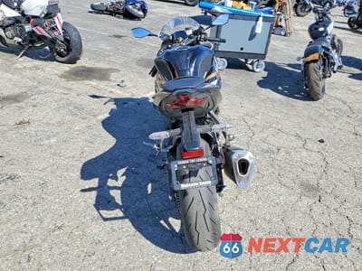 Czwarte zdjęcie samochodu z boku: 2026 KAWASAKI ZX636 K VIN:JKBZXJK14TA014261 - miniatura