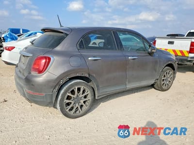 Trzecie zdjęcie samochodu z tyłu: 2017 FIAT 500X TREKKING VIN:ZFBCFXCB1HP525155 - miniatura