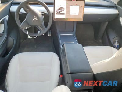 Zdjęcie 8 z 11 samochodu: 2022 TESLA MODEL Y VIN:7SAYGDEF6NF489373 - miniatura