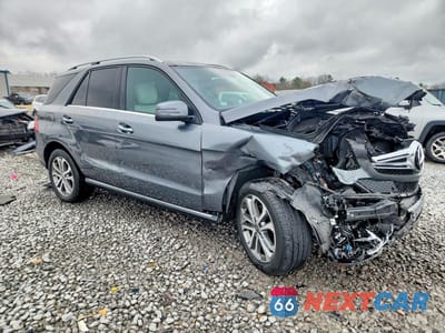 Czwarte zdjęcie samochodu z boku: 2017 MERCEDES-BENZ GLE 350 4MATIC VIN:4JGDA5HB1HA952802 - miniatura