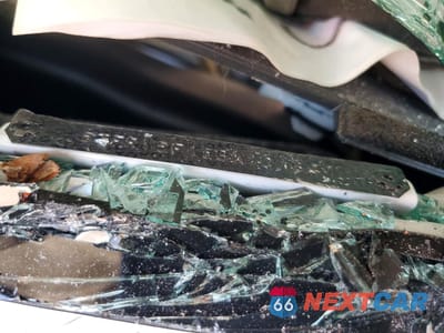 Zdjęcie 12 z 13 samochodu: 2011 TOYOTA TUNDRA DOUBLE CAB SR5 VIN:5TFRY5F15BX101641 - miniatura