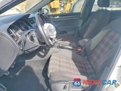 Zdjęcie 7 z 13 samochodu: 2017 VOLKSWAGEN GTI S VIN:3VW5T7AU8HM044910 - miniatura