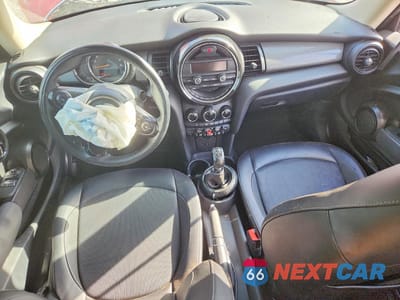 Zdjęcie 8 z 12 samochodu: 2016 MINI COOPER VIN:WMWXP5C57G2D14127 - miniatura