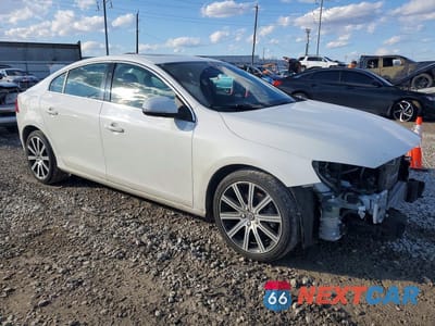Czwarte zdjęcie samochodu z boku: 2016 VOLVO S60 PREMIER VIN:LYV612TK8GB107519 - miniatura