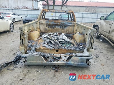 Zdjęcie 6 z 11 samochodu: 2019 GMC SIERRA K1500 SLE VIN:1GTR9BED6KZ408361 - miniatura