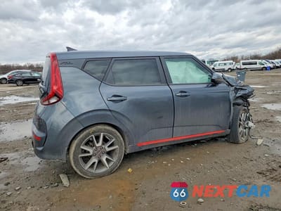 Trzecie zdjęcie samochodu z tyłu: 2022 KIA SOUL GT LINE VIN:KNDJ63AU1N7818745 - miniatura