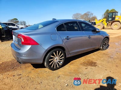 Trzecie zdjęcie samochodu z tyłu: 2018 VOLVO S60 PREMIER VIN:LYV402HK2JB157178 - miniatura
