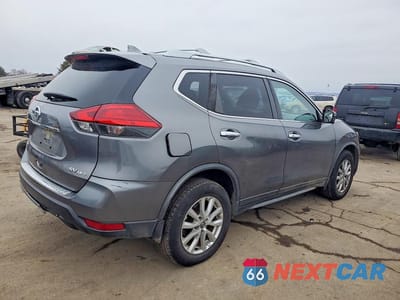 Trzecie zdjęcie samochodu z tyłu: 2017 NISSAN ROGUE S VIN:JN8AT2MV2HW025069 - miniatura