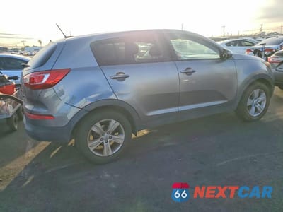 Trzecie zdjęcie samochodu z tyłu: 2012 KIA SPORTAGE VIN:KNDPB3A25C7319108 - miniatura
