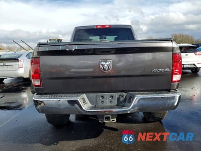 Zdjęcie 6 z 11 samochodu: 2016 RAM 2500 ST VIN:3C6UR5CLXGG119388 - miniatura