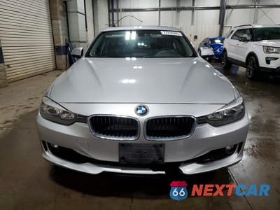Piąte zdjęcie samochodu w środku: 2015 BMW 320 I XDRIVE VIN:WBA3C3G56FNT53410 - miniatura