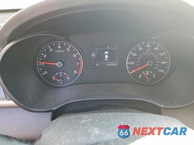 Zdjęcie 9 z 11 samochodu: 2018 KIA OPTIMA LX VIN:5XXGT4L37JG243713 - miniatura