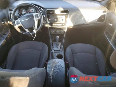 Zdjęcie 8 z 11 samochodu: 2013 CHRYSLER 200 TOURING VIN:1C3CCBBBXDN695129 - miniatura