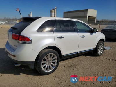 Trzecie zdjęcie samochodu z tyłu: 2011 LINCOLN MKX VIN:2LMDJ8JK4BBJ11567 - miniatura