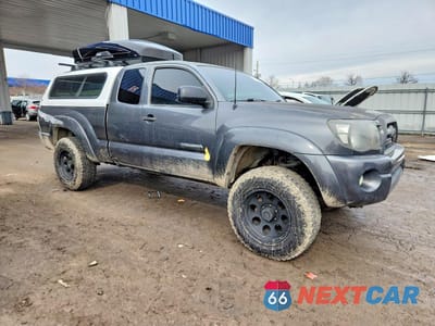 Czwarte zdjęcie samochodu z boku: 2009 TOYOTA TACOMA PRERUNNER ACCESS CAB VIN:5TETU62N39Z658907 - miniatura