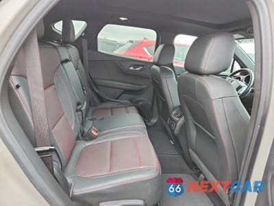 Zdjęcie 10 z 12 samochodu: 2021 CHEVROLET BLAZER RS VIN:3GNKBKRS9MS577313 - miniatura
